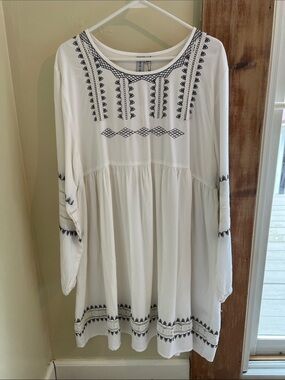 Embroidered White Midi Dress with Black Trim